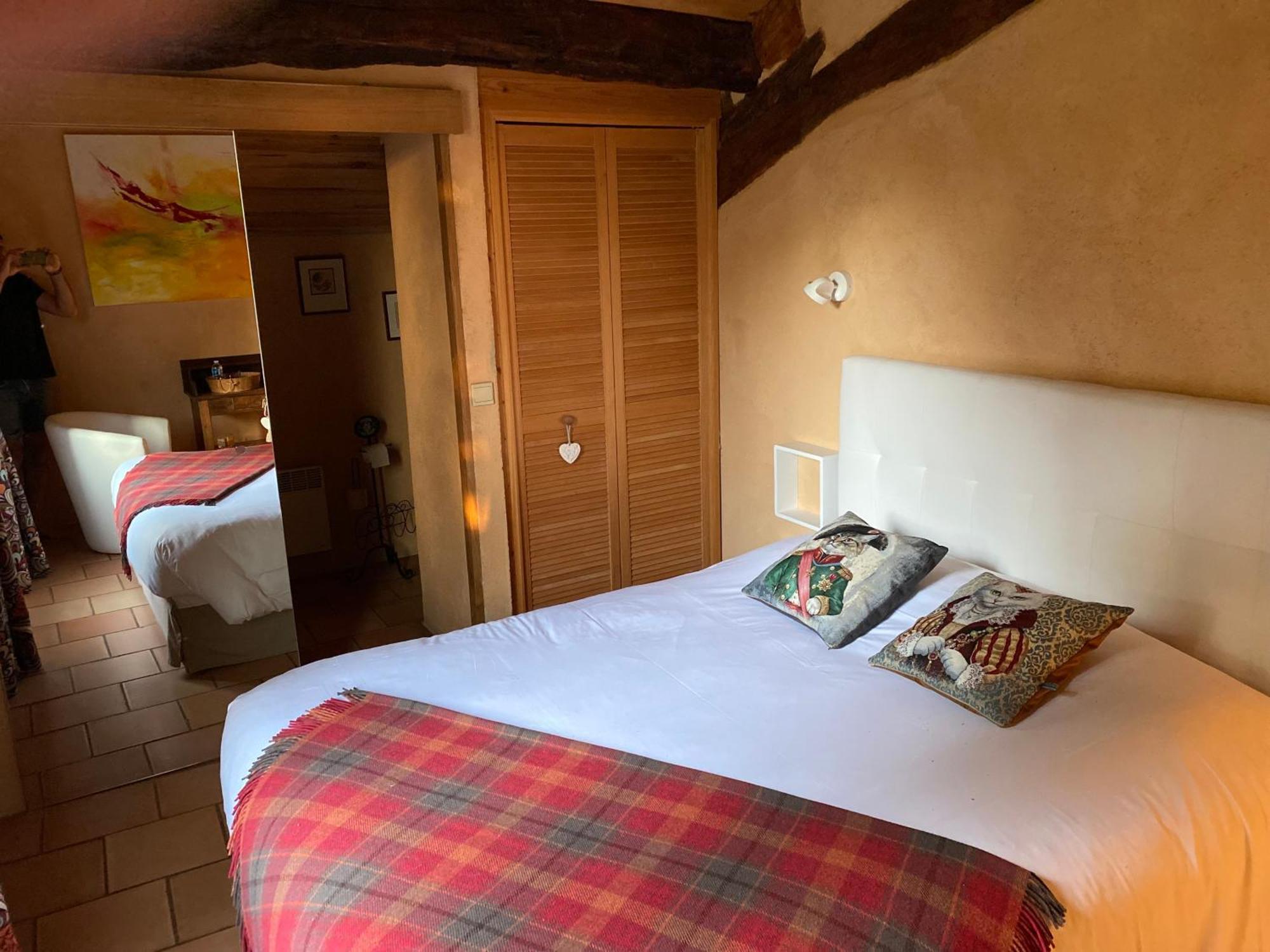 Le Clos Pastel Chambres D'Hotes & Gite Virac Экстерьер фото